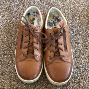 Born shoes